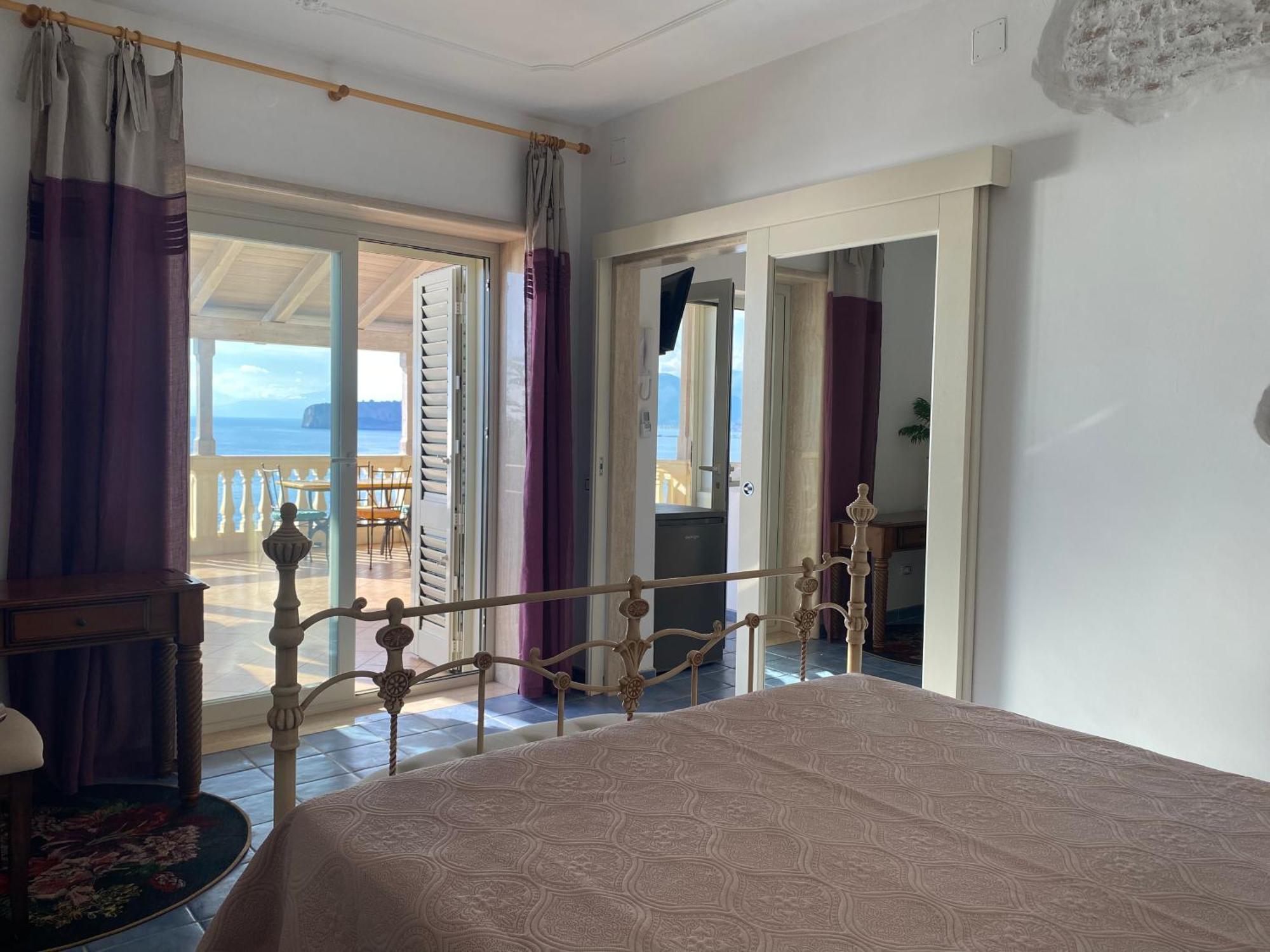 B&B Villa La Petra 산 니콜라 아르첼라 객실 사진