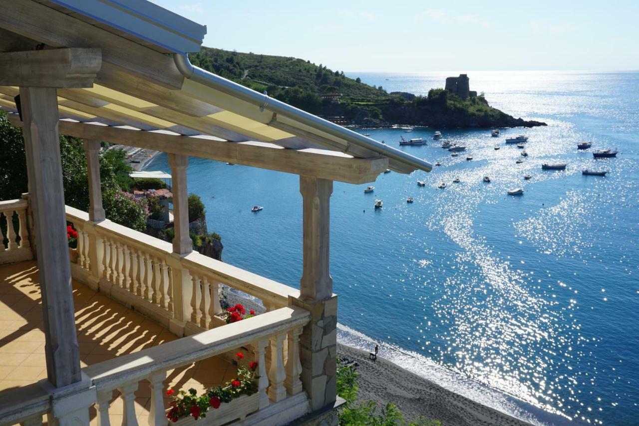 B&B Villa La Petra 산 니콜라 아르첼라 외부 사진